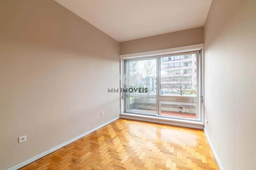 Apartamento T4 para Venda em Bougado (São Martinho e Santiago) Foto 7