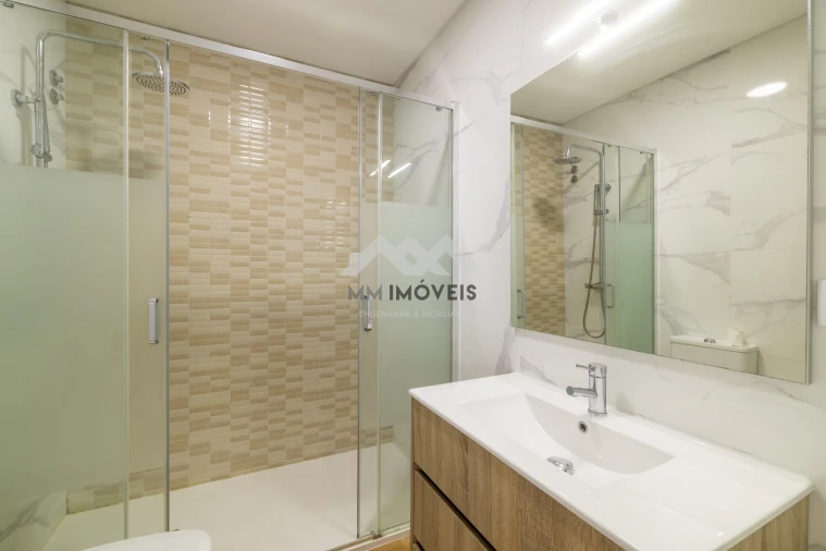 Apartamento T4 para Venda em Bougado (São Martinho e Santiago) Foto 26