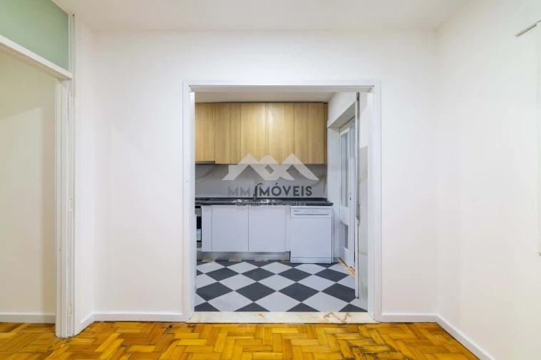 Apartamento T4 para Venda em Bougado (São Martinho e Santiago) Foto 6