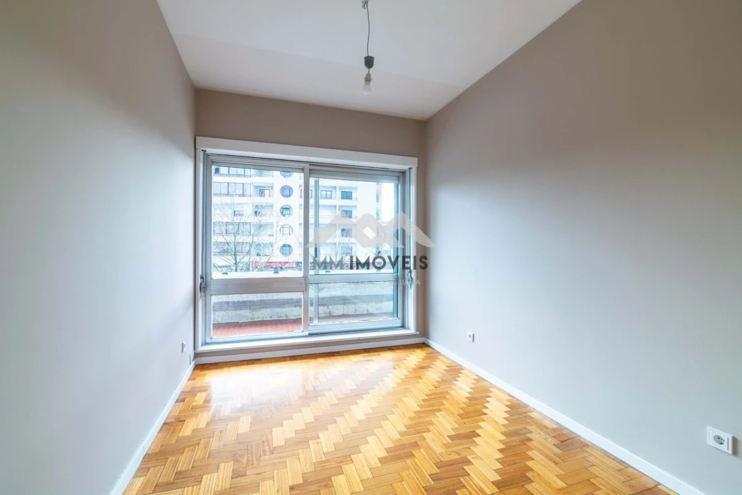 Apartamento T4 para Venda em Bougado (São Martinho e Santiago) Foto 8