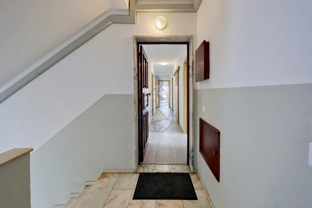 Apartamento T3 para Venda em Portimão Foto 32