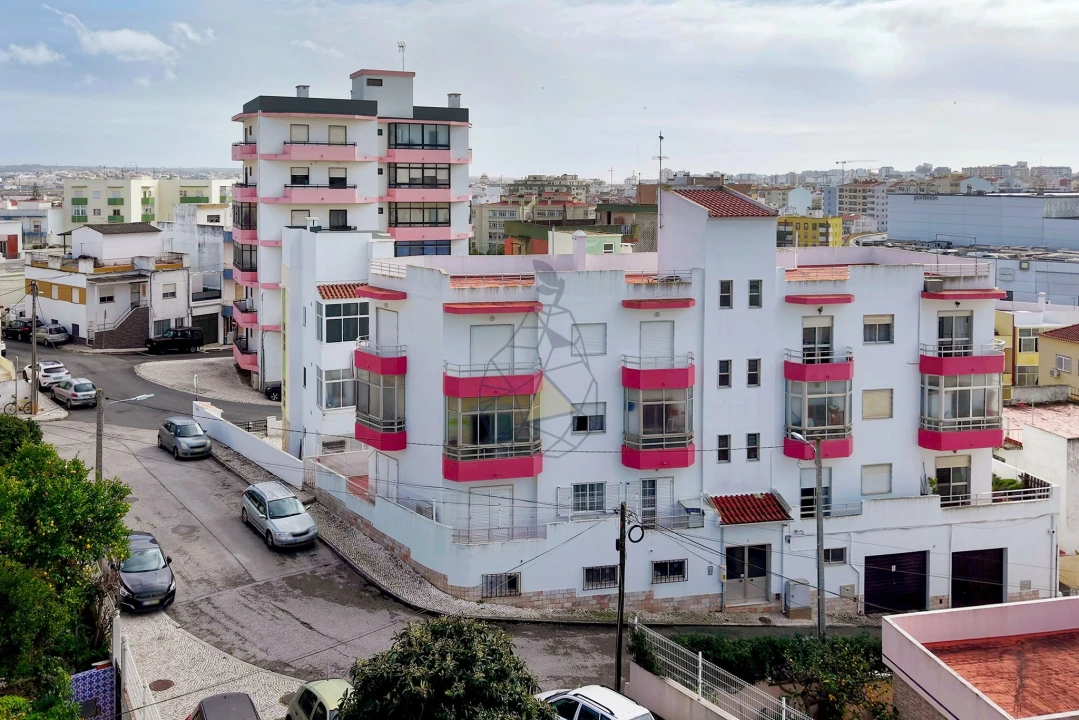 Apartamento T3 para Venda em Portimão Foto 1
