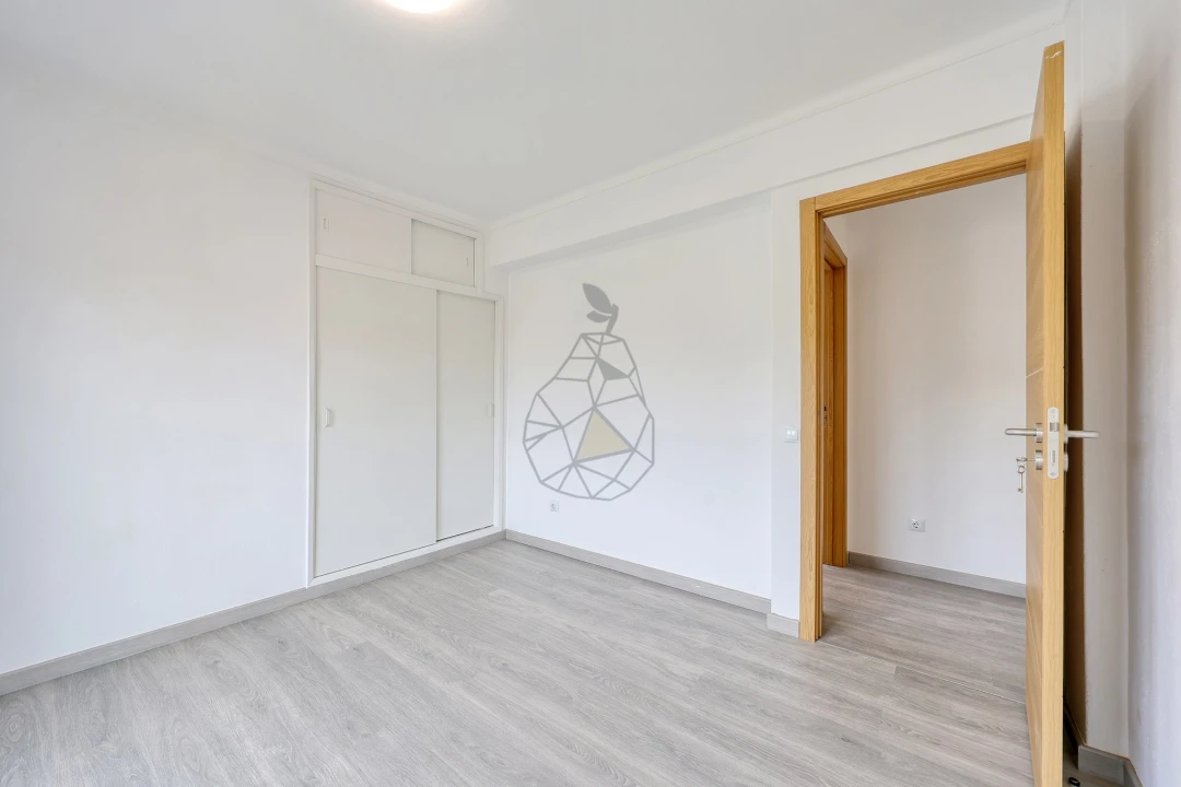 Apartamento T3 para Venda em Portimão Foto 24