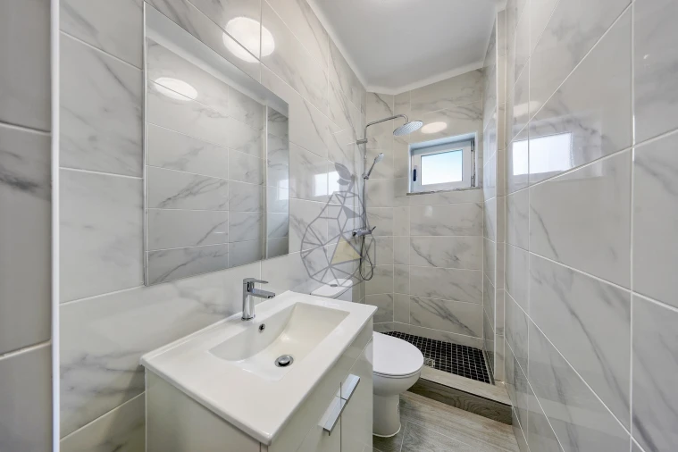 Apartamento T3 para Venda em Portimão Foto 16