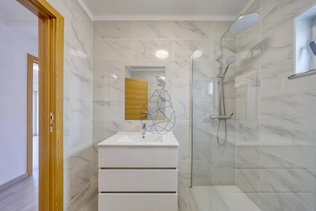 Apartamento T3 para Venda em Portimão Foto 21