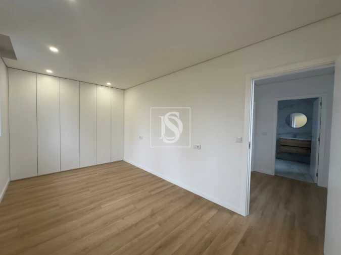 Moradia T2 para Venda em Lijo Foto 7