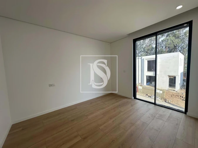 Moradia T2 para Venda em Lijo Foto 10