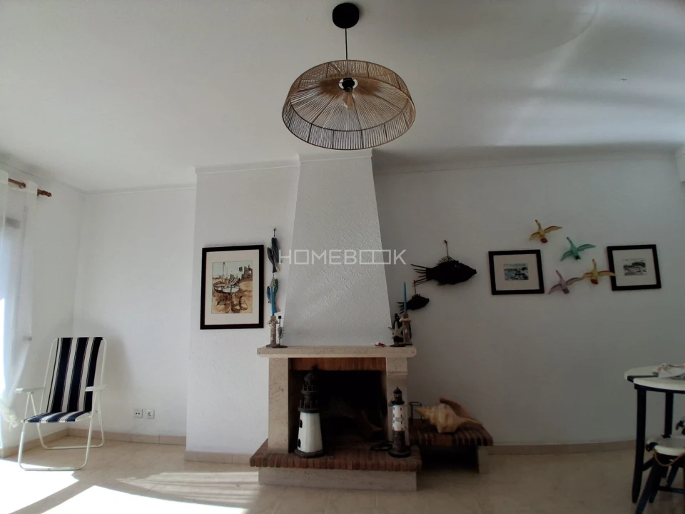 Apartamento T2 para Venda em Coimbrão Foto 2