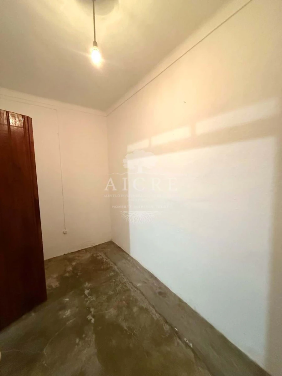 Moradia T2 para Venda em Alcaçovas Foto 9