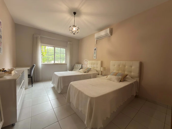 Moradia T4 para Venda em Boliqueime Foto 6