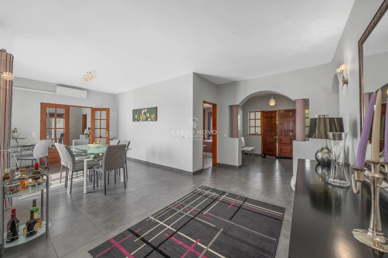 Moradia T4 para Venda em Boliqueime Foto 16