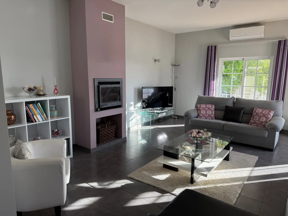 Moradia T4 para Venda em Boliqueime Foto 5