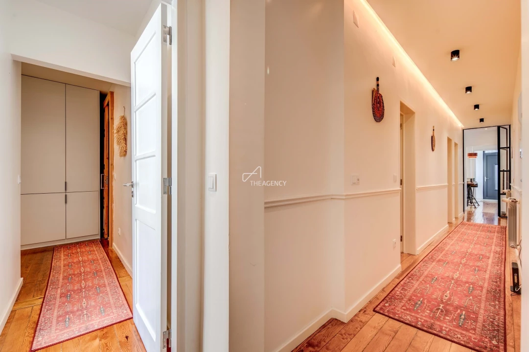 Apartamento T5 para Venda em Arroios Foto 15