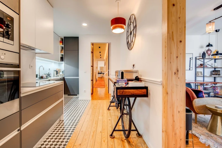 Apartamento T5 para Venda em Arroios Foto 10