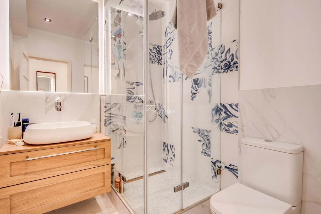 Apartamento T5 para Venda em Arroios Foto 23