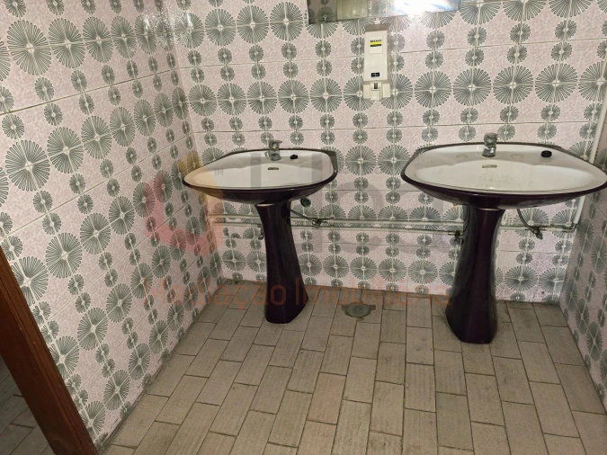 Armazém para Venda em Amora Foto 23