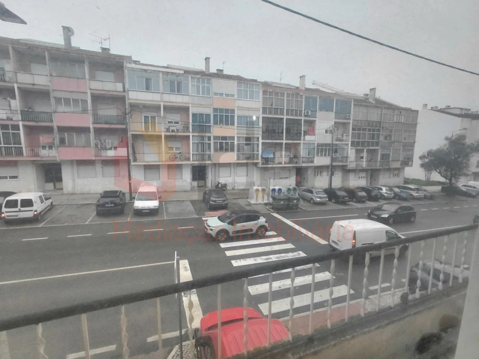 Apartamento T2 para Venda em Seixal, Arrentela e Aldeia de Paio Pires Foto 3