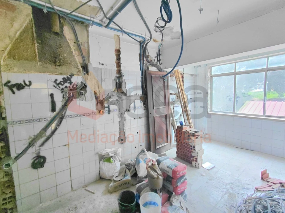 Apartamento T2 para Venda em Seixal, Arrentela e Aldeia de Paio Pires Foto 6