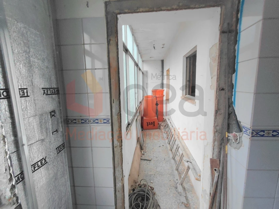 Apartamento T2 para Venda em Seixal, Arrentela e Aldeia de Paio Pires Foto 9