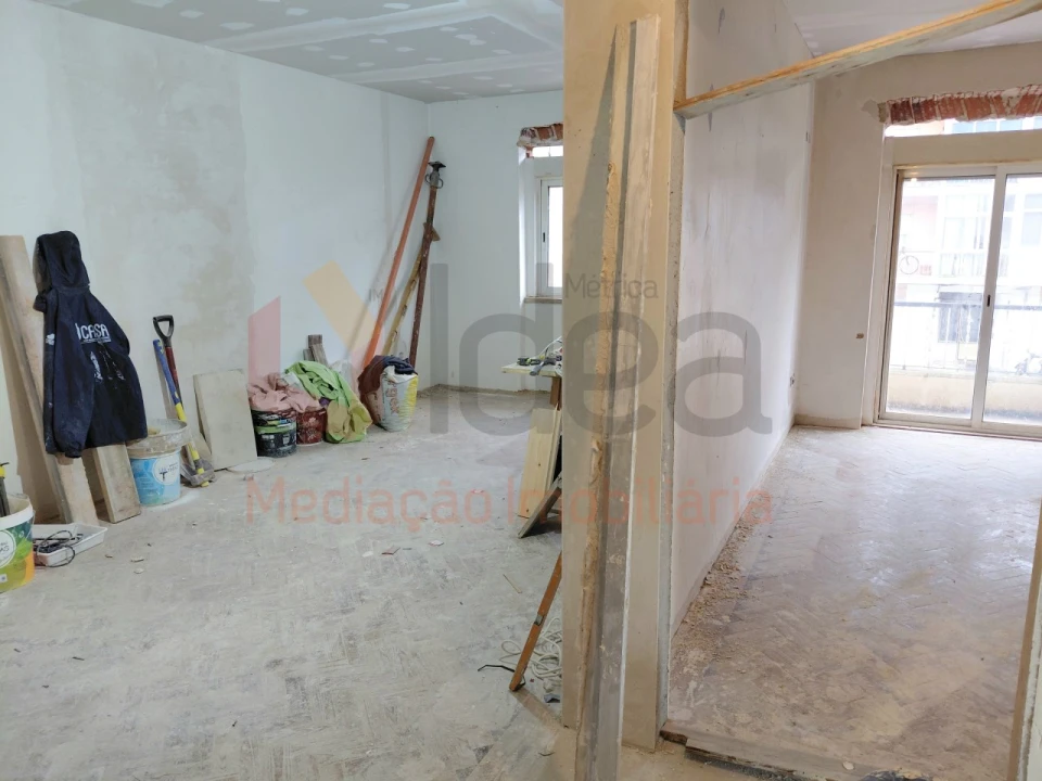 Apartamento T2 para Venda em Seixal, Arrentela e Aldeia de Paio Pires Foto 11