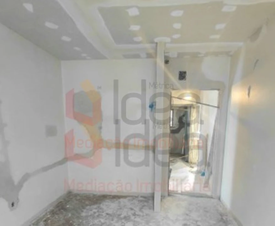 Apartamento T2 para Venda em Seixal, Arrentela e Aldeia de Paio Pires Foto 13