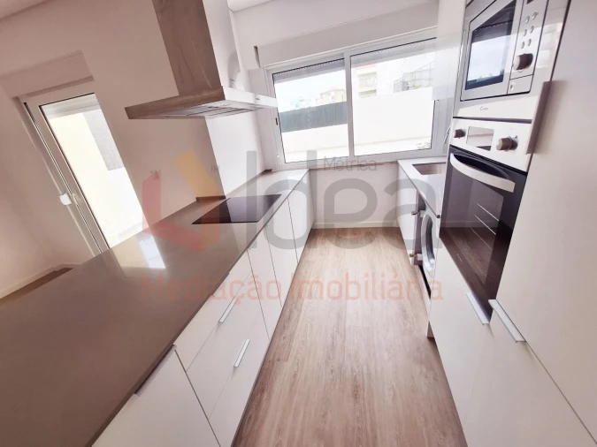 Apartamento T2 para Venda em Seixal, Arrentela e Aldeia de Paio Pires Foto 7