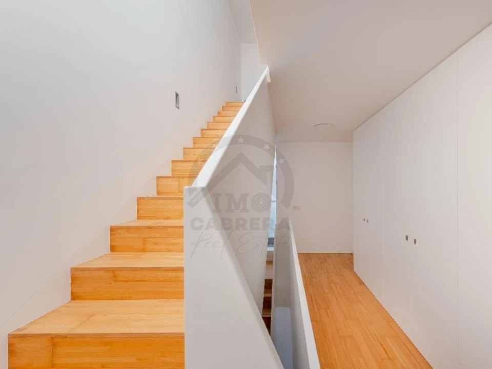 Moradia T3 para Venda em São Martinho Foto 11