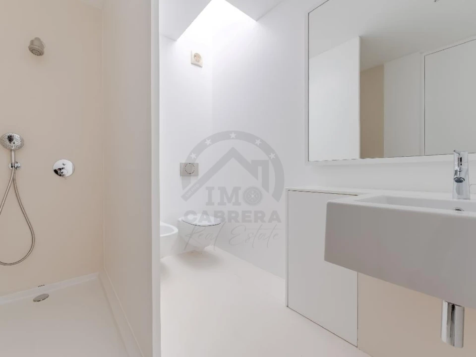 Moradia T3 para Venda em São Martinho Foto 17