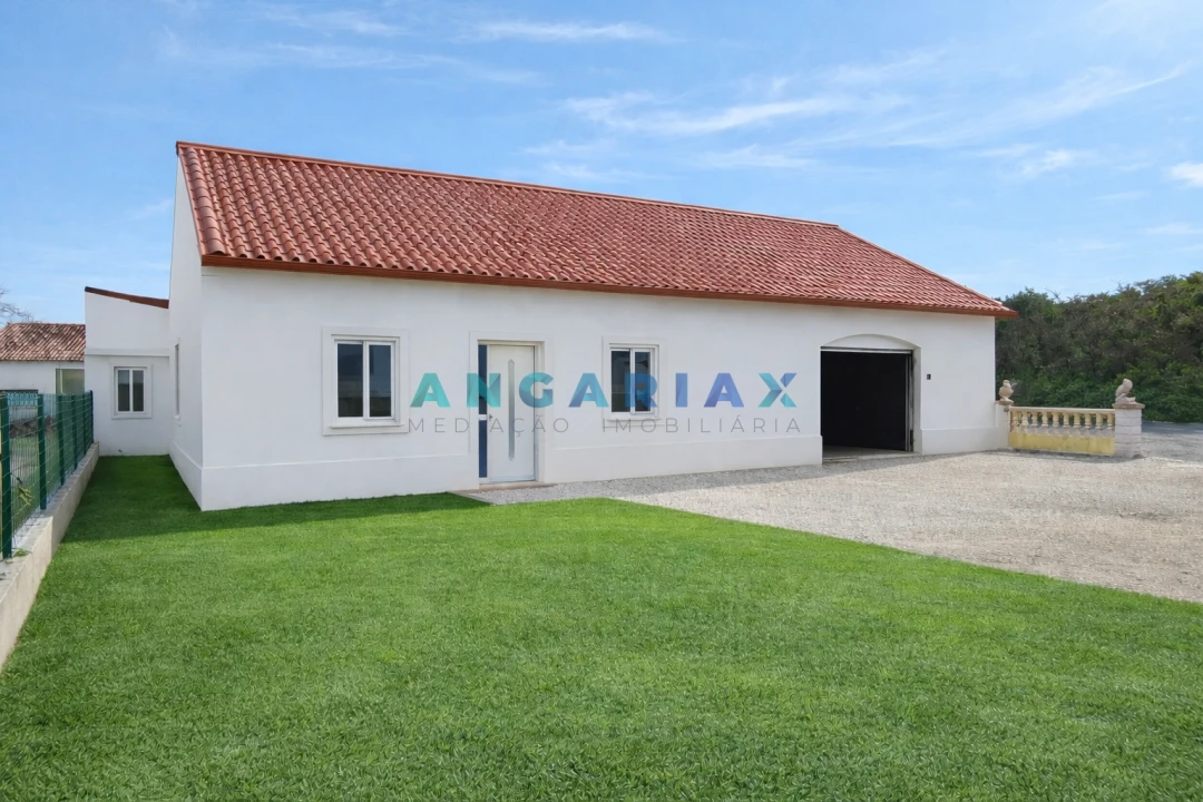 Moradia T4 para Venda em Batalha Foto 1