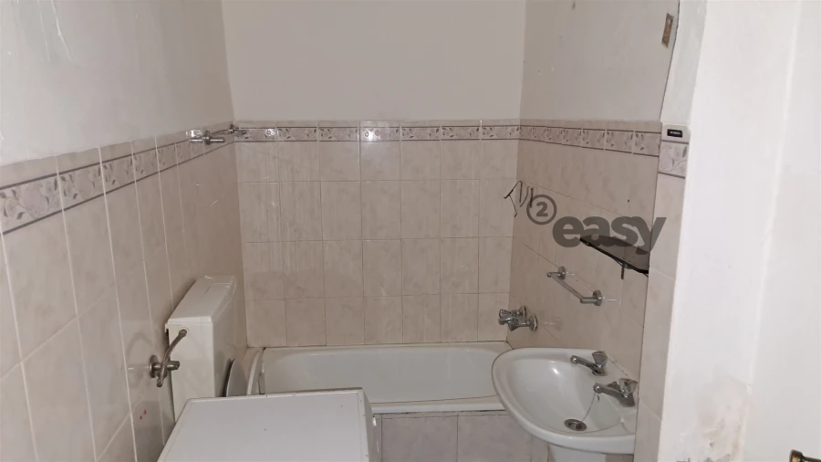 Moradia T1 para Venda em Figueira dos Cavaleiros Foto 22