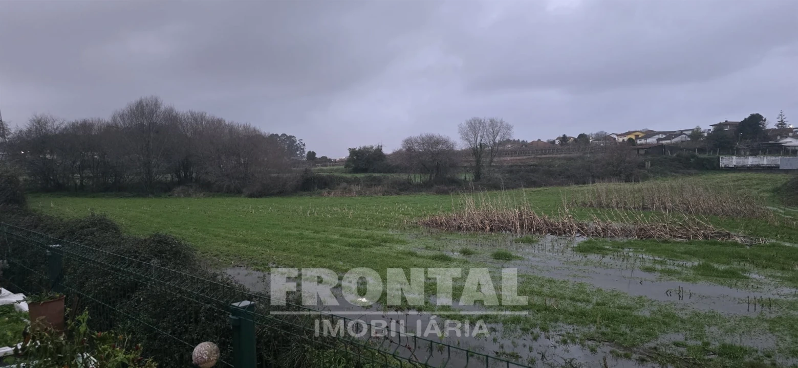 Moradia T3 para Venda em Cidade da Maia Foto 5