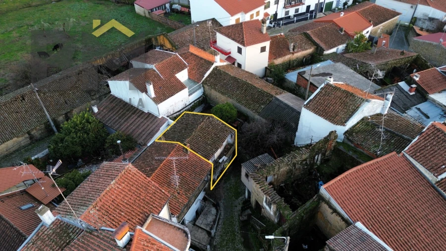 Moradia T2 para Venda em Tinalhas