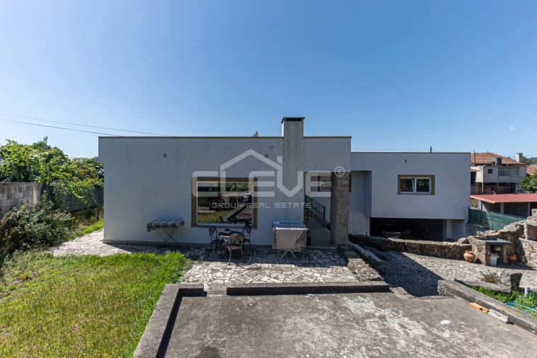 Moradia T3 para Venda em Fajões Foto 25