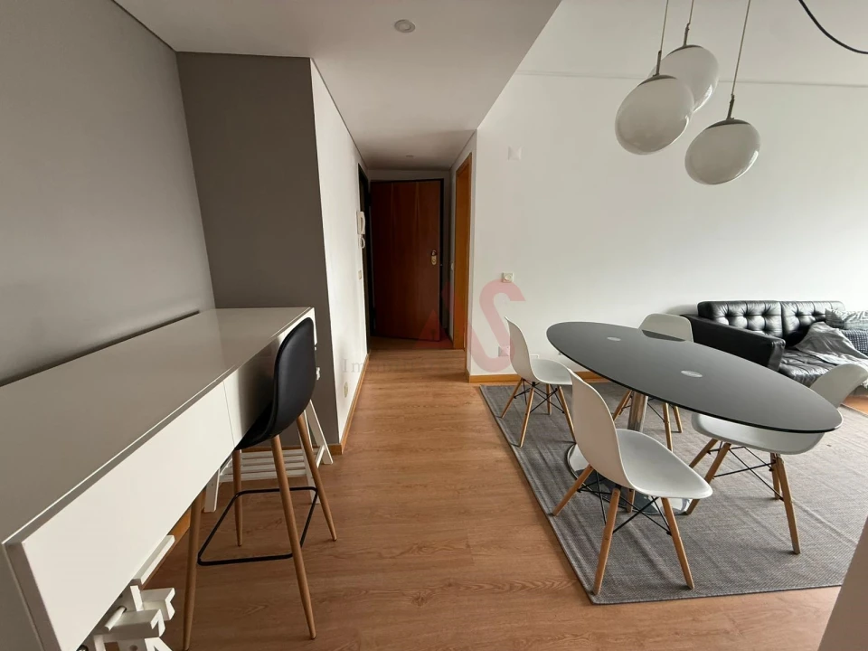 Apartamento T1 para Arrendamento em Parque das Nações Foto 9