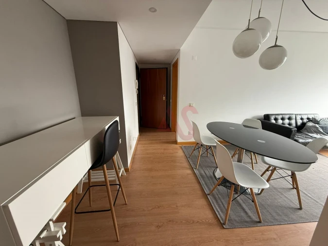 Apartamento T1 para Arrendamento em Parque das Nações Foto 9