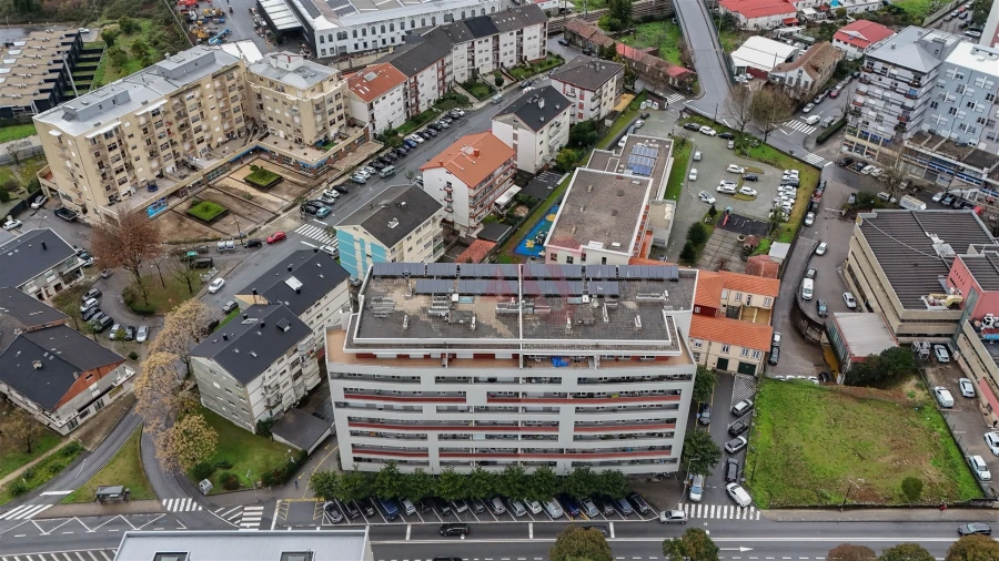 Apartamento T3 para Venda em Ferreiros e Gondizalves Foto 24