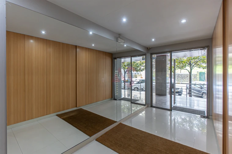 Apartamento T3 para Venda em Ferreiros e Gondizalves Foto 3