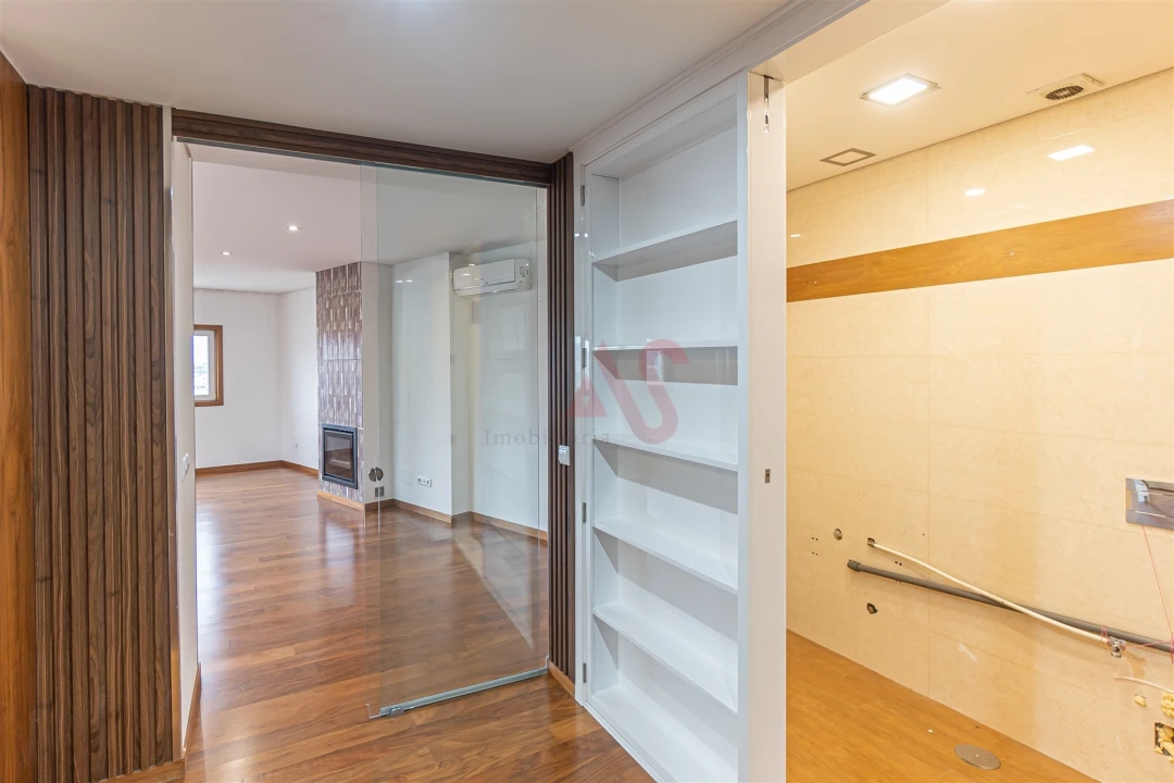 Apartamento T3 para Venda em Ferreiros e Gondizalves Foto 13