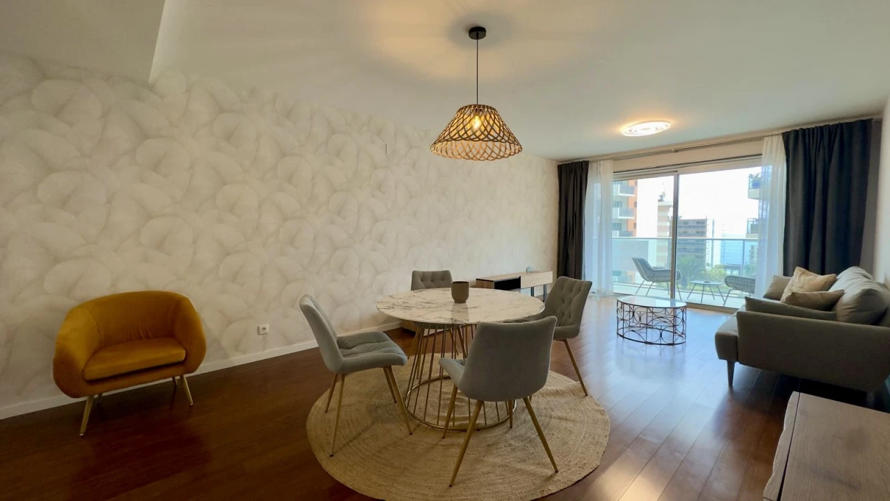 Apartamento T2 para Venda em São Martinho Foto 1