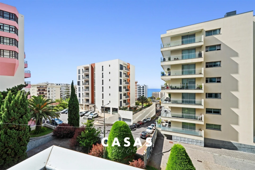 Apartamento T2 para Venda em São Martinho Foto 2