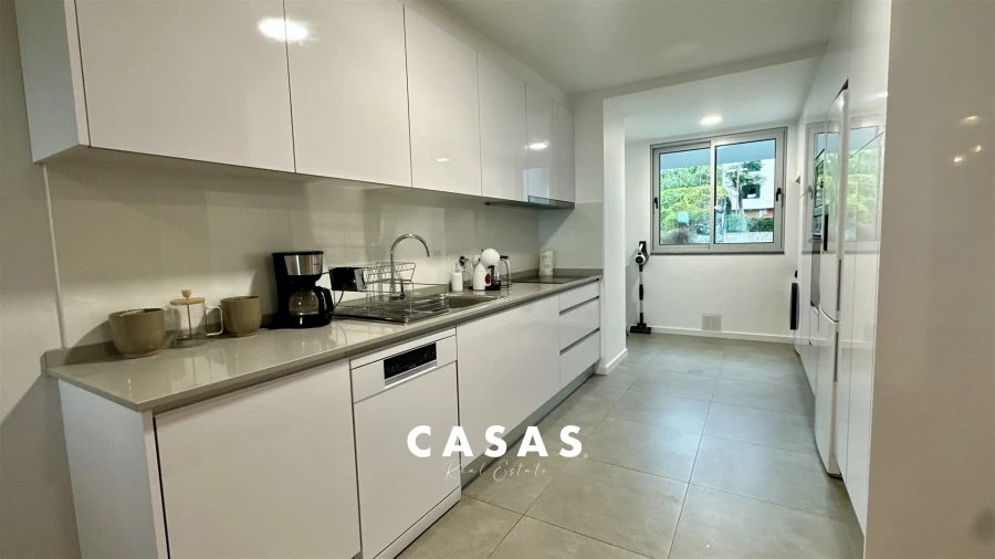 Apartamento T2 para Venda em São Martinho Foto 12