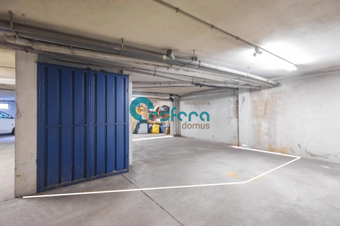 Apartamento T3 para Venda em Vilar de Andorinho Foto 18