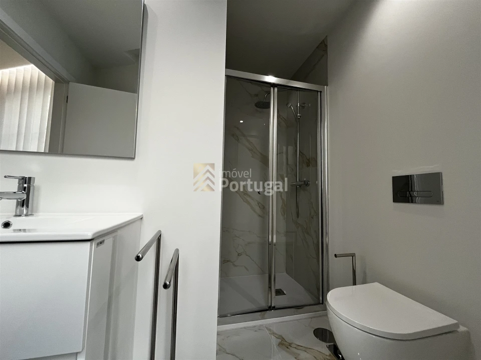Apartamento T1 para Arrendamento em Braga (Maximinos, Sé e Cividade) Foto 18