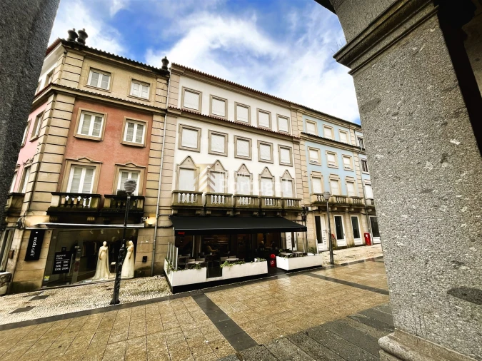 Apartamento T1 para Arrendamento em Braga (Maximinos, Sé e Cividade) Foto 12