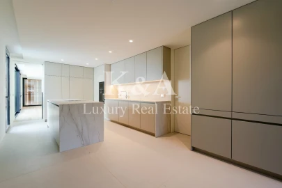 Apartamento T4 para Venda em Aldoar, Foz do Douro e Nevogilde