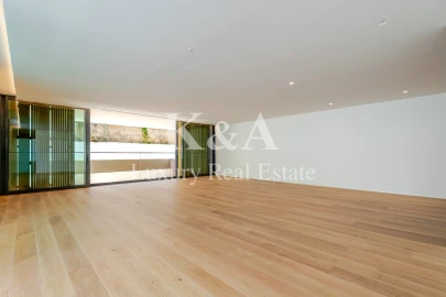 Apartamento T4 para Venda em Aldoar, Foz do Douro e Nevogilde