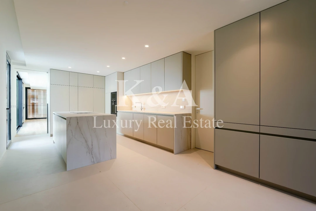 Apartamento T4 para Venda em Aldoar, Foz do Douro e Nevogilde Foto 8