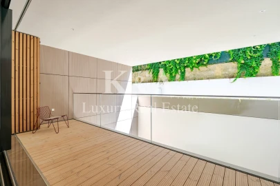 Apartamento T4 para Venda em Aldoar, Foz do Douro e Nevogilde