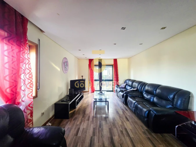 Apartamento T3 para Venda em Anta e Guetim Foto 3