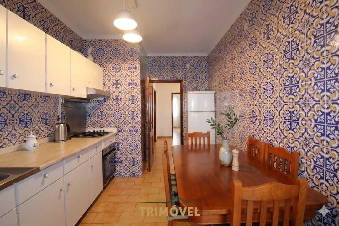 Apartamento T2 para Venda em São João da Madeira Foto 2